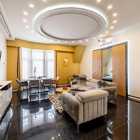 Luxury Royal By Prestige Homes * Budapest