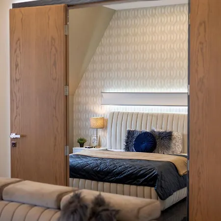 Apartment Luxury Royal By Prestige Homes