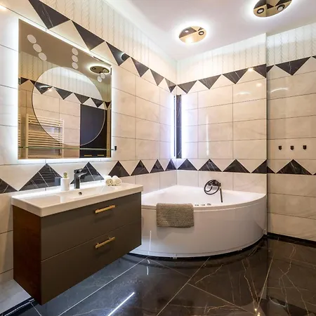 Luxury Royal By Prestige Homes Lägenhet *
