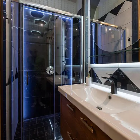 Luxury Royal By Prestige Homes Lägenhet Budapest
